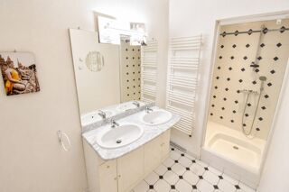  Maison à vendre 8 pièces 202 m²