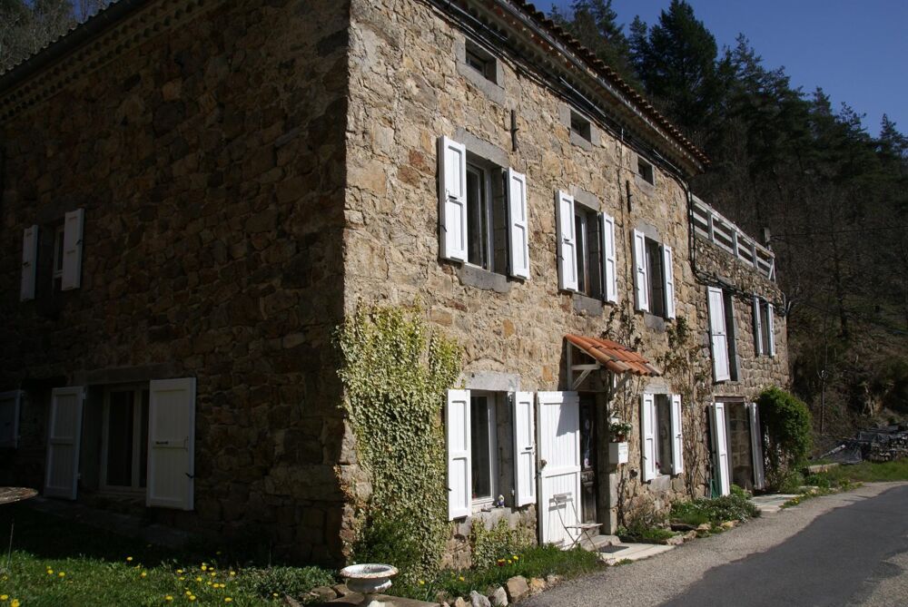 Vente Maison Beaucoup de charme et jolie vue de la terrasse Saint-pierre-sur-doux