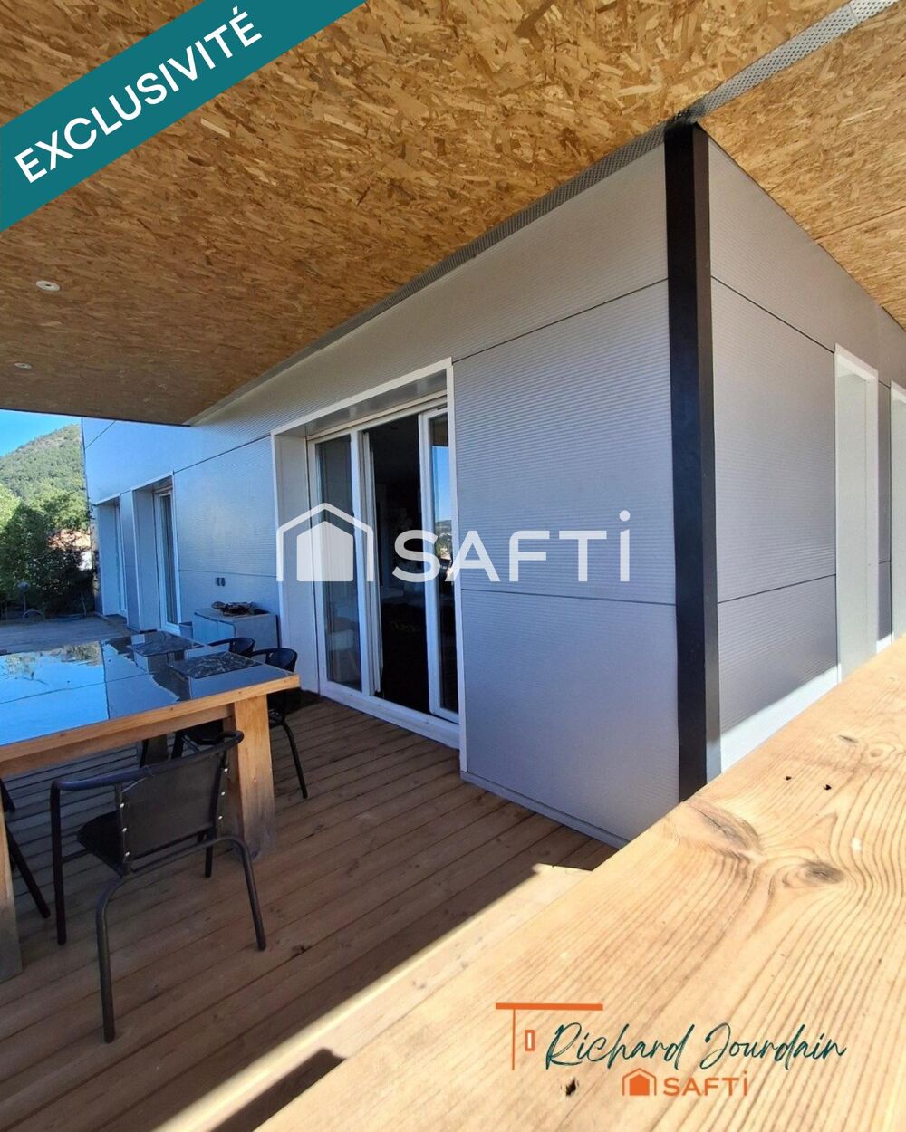 Vente Maison Plain-pied contemporain avec piscine et terrain privé Brives-charensac