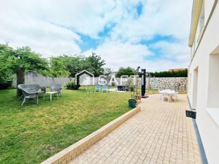  Maison à vendre 8 pièces 172 m²
