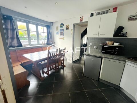   Maison en pierre dans joli bourg des Côtes d'Armor, entre Guingamp et Lannion Maison - 2 pièce(s) - 49 m²