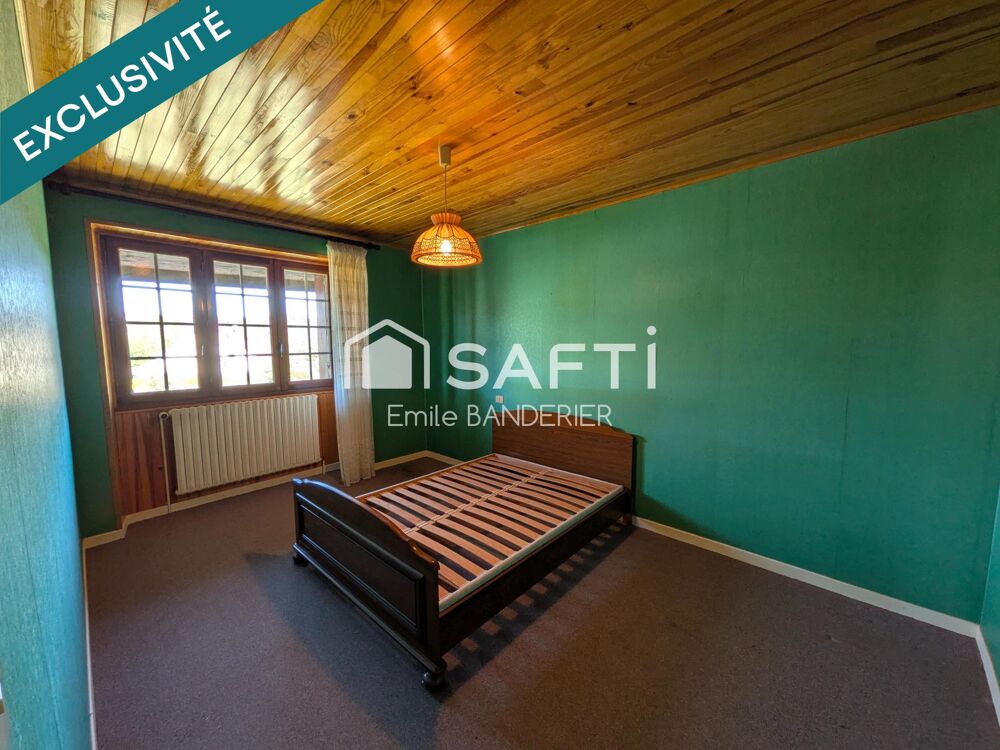 Vente Maison Maison de village de 134 m² avec garages et terrain en Pays des Lacs Uxelles