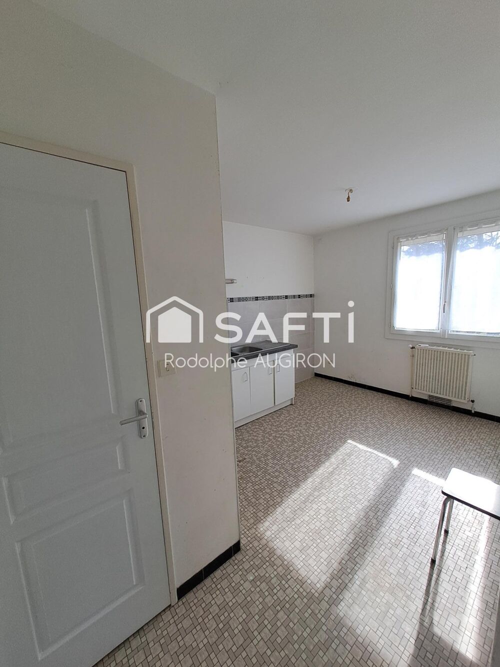 APPARTEMENT 2 CHAMBRES