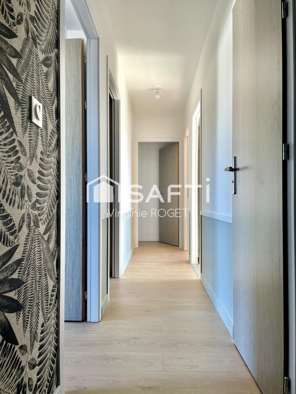 Vente Maison Champigny - Maison neuve 5 chambres- Terrain de 519m2- garage et sous sol. Champigny