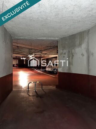  Parking / Garage à vendre 15 m² Le plessis-robinson