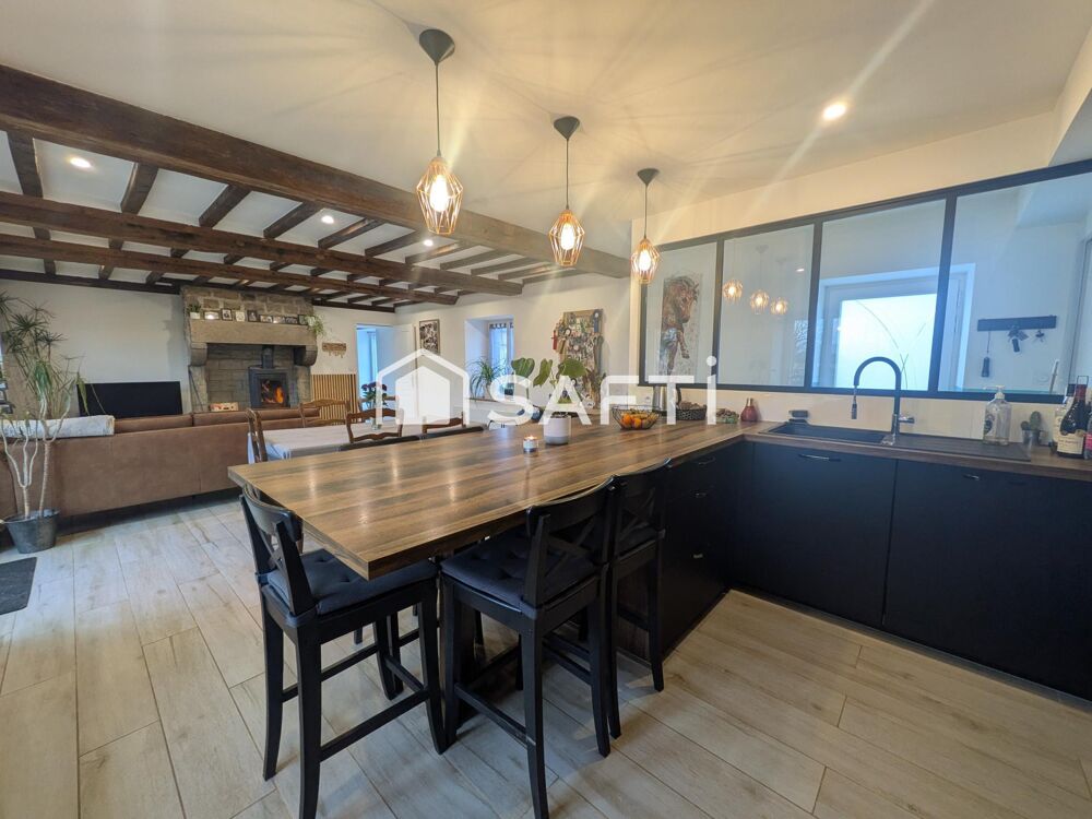 Vente Maison Benjamin Marcouiller vous propose : Longère 5 pièces. Vire normandie