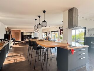  Appartement à vendre 6 pièces 235 m²