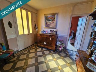  Maison � vendre 9 pi�ces 220 m�