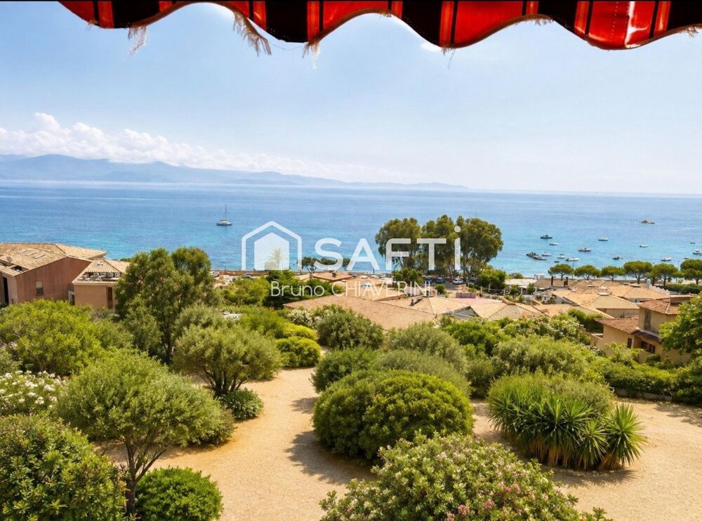 Un véritable balcon sur la mer