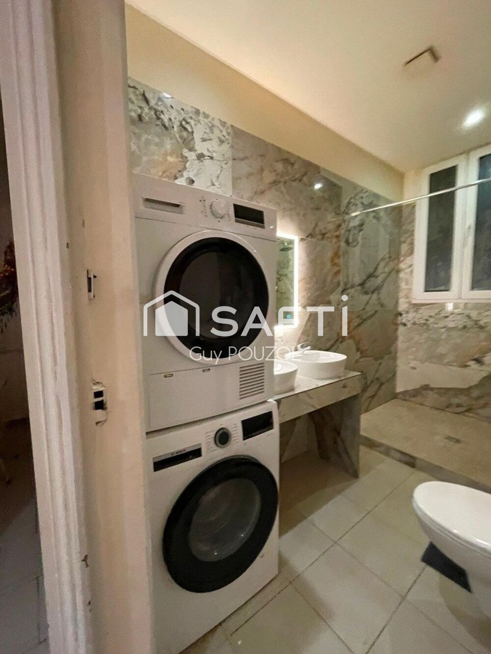 Vente Appartement Appartement 3 pièces meublé centre ville Nimes. Nimes
