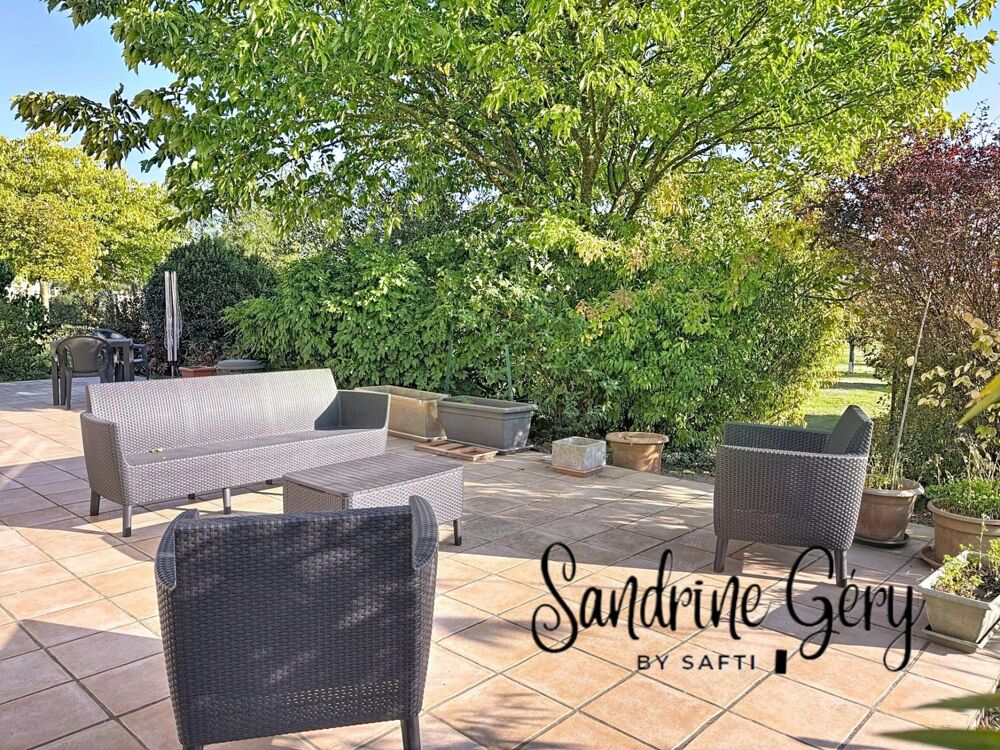 Vente Maison Maison au calme A Pouancé 49420 proche  de l'Etang de St Aubin Pouance