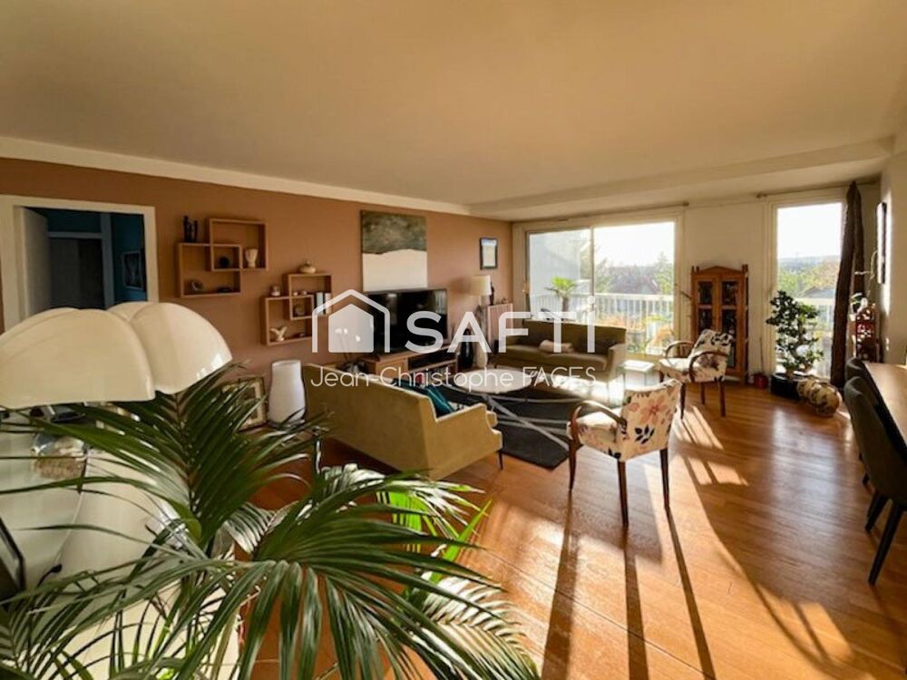 Très beau F4 - 90m2 - 3 chambres - Box - Cellier