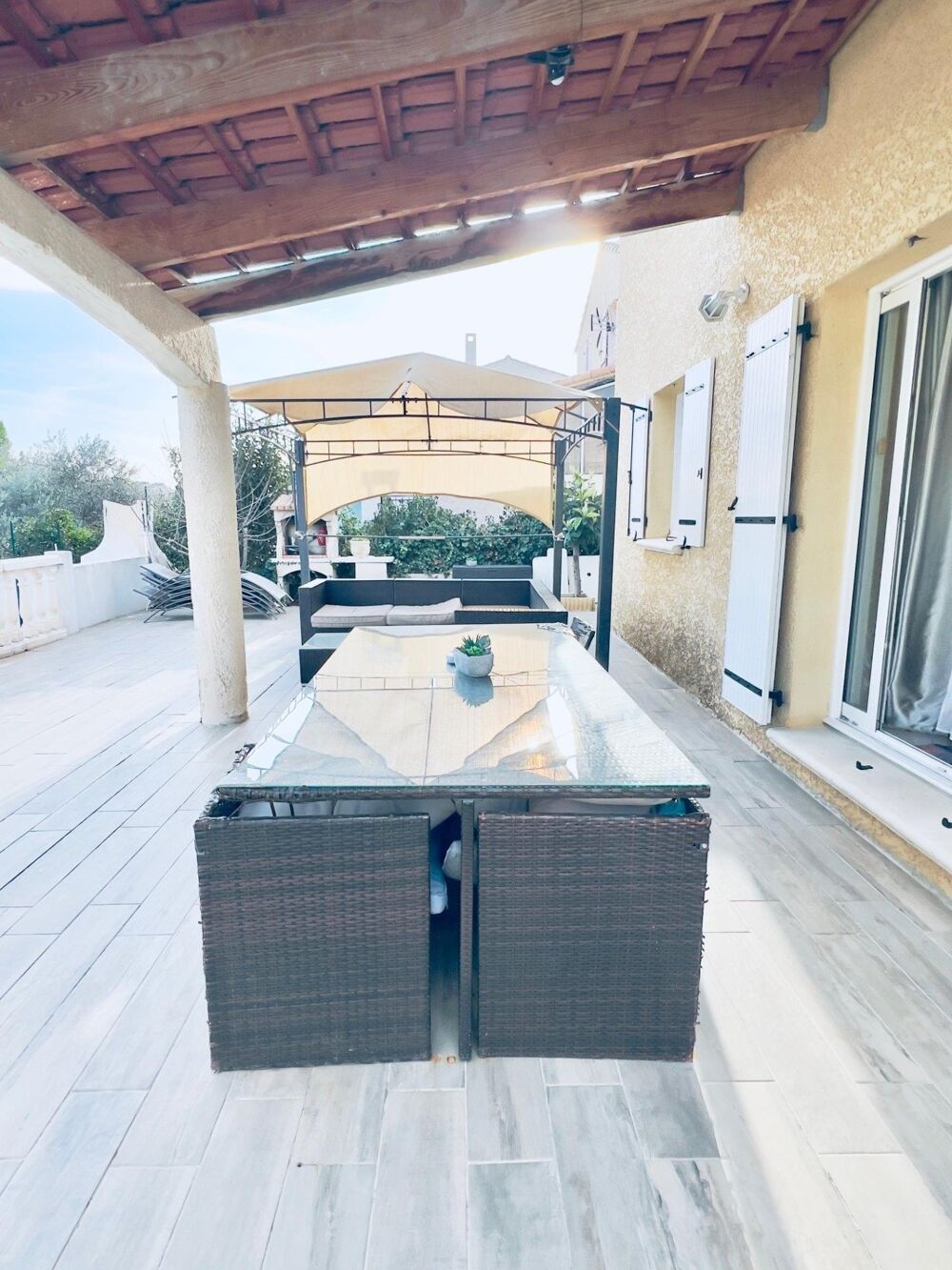 Maison T6 130 m2, jardin, piscine, terrasse