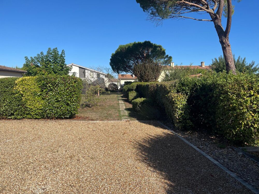 Vente Terrain Terrain 800 m2 constructible sur Vayres Vayres