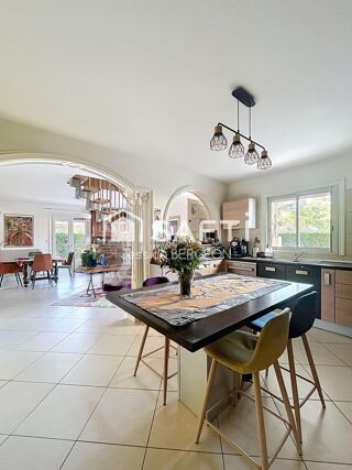  Maison � vendre 7 pi�ces 172 m�