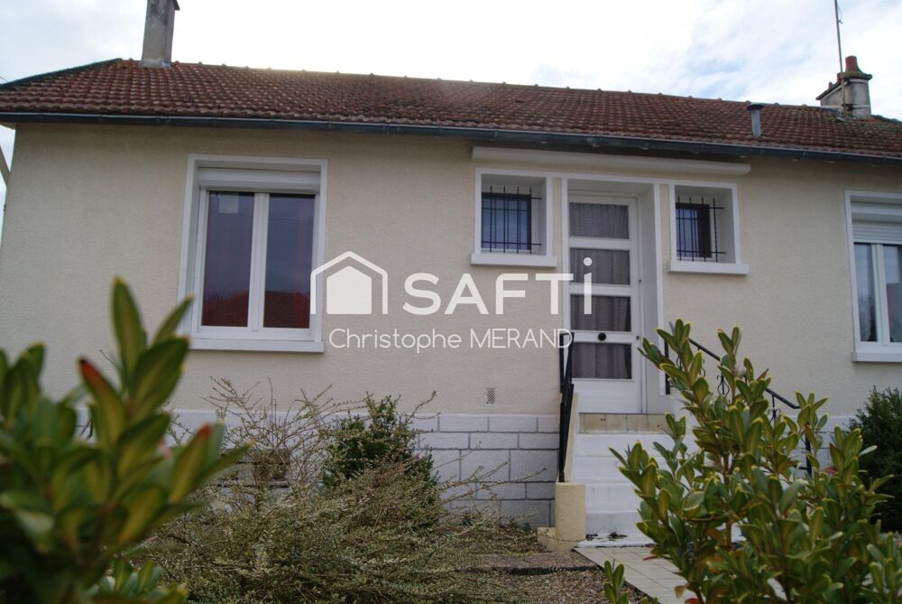 Vente Maison Pavillon 3 chambres  avec un beau potentiel en centre-ville de Dangé-Saint-Romain Dange-saint-romain