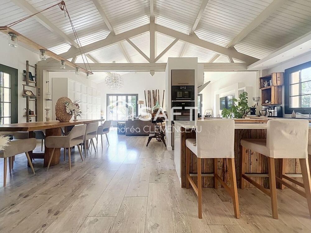Vente Maison À vendre- Maison familiale de caractère avec dépendance Sainte-eulalie