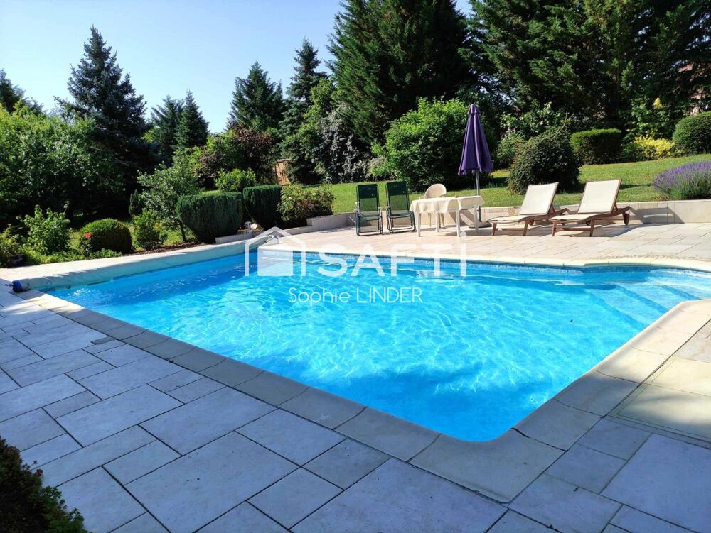 À Argancy maison de 253 m² + 125 m² de combles, sur un terrain de 4770 m2