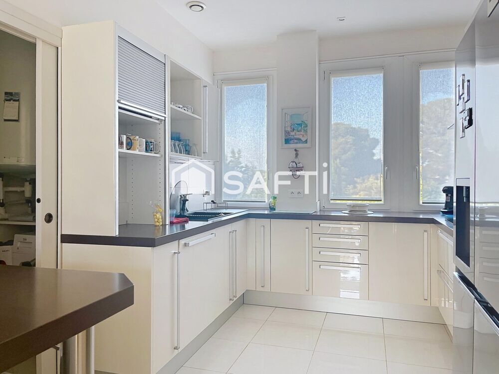 � vendre  Appartement Saint-Rapha�l (83700)