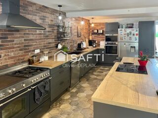  Maison � vendre 10 pi�ces 350 m�