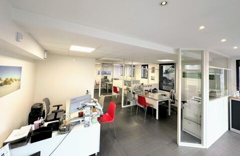 Local professionnel 70 m&sup2; - Emplacement Premium 257500 33160 Saint-medard-en-jalles