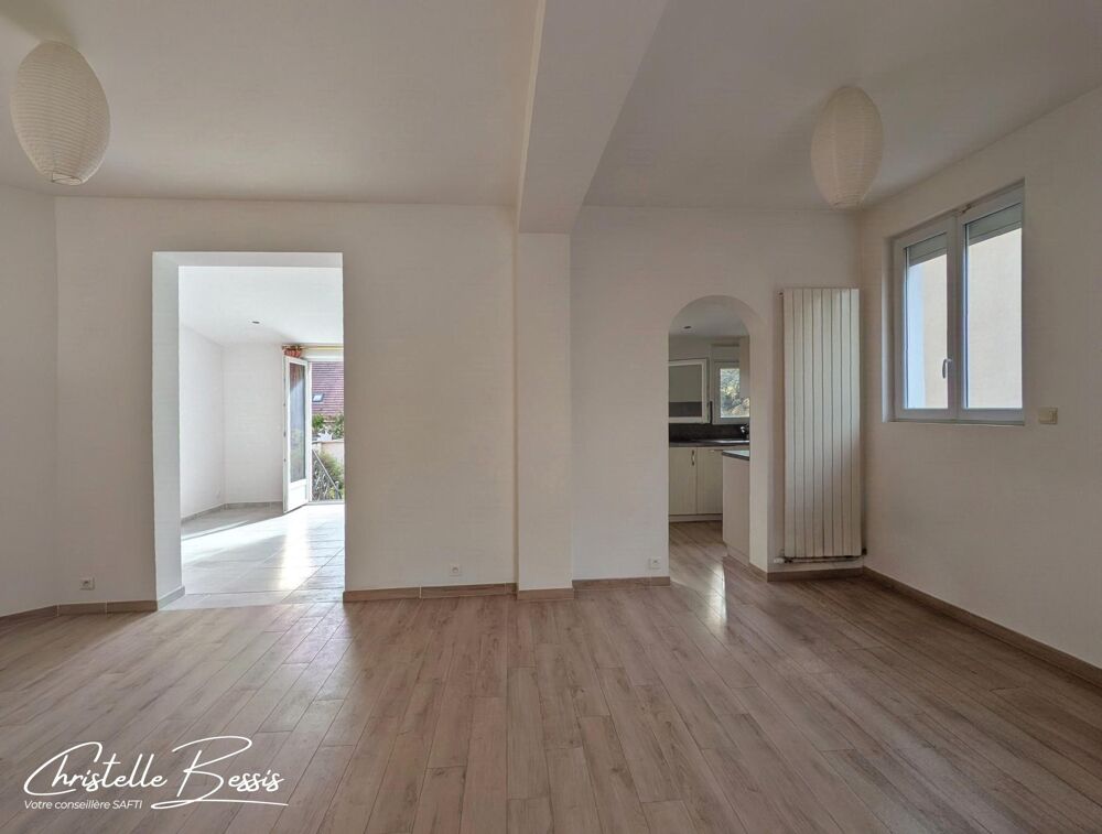 Vente Maison Une maison familiale à deux pas du centre-ville Villecresnes