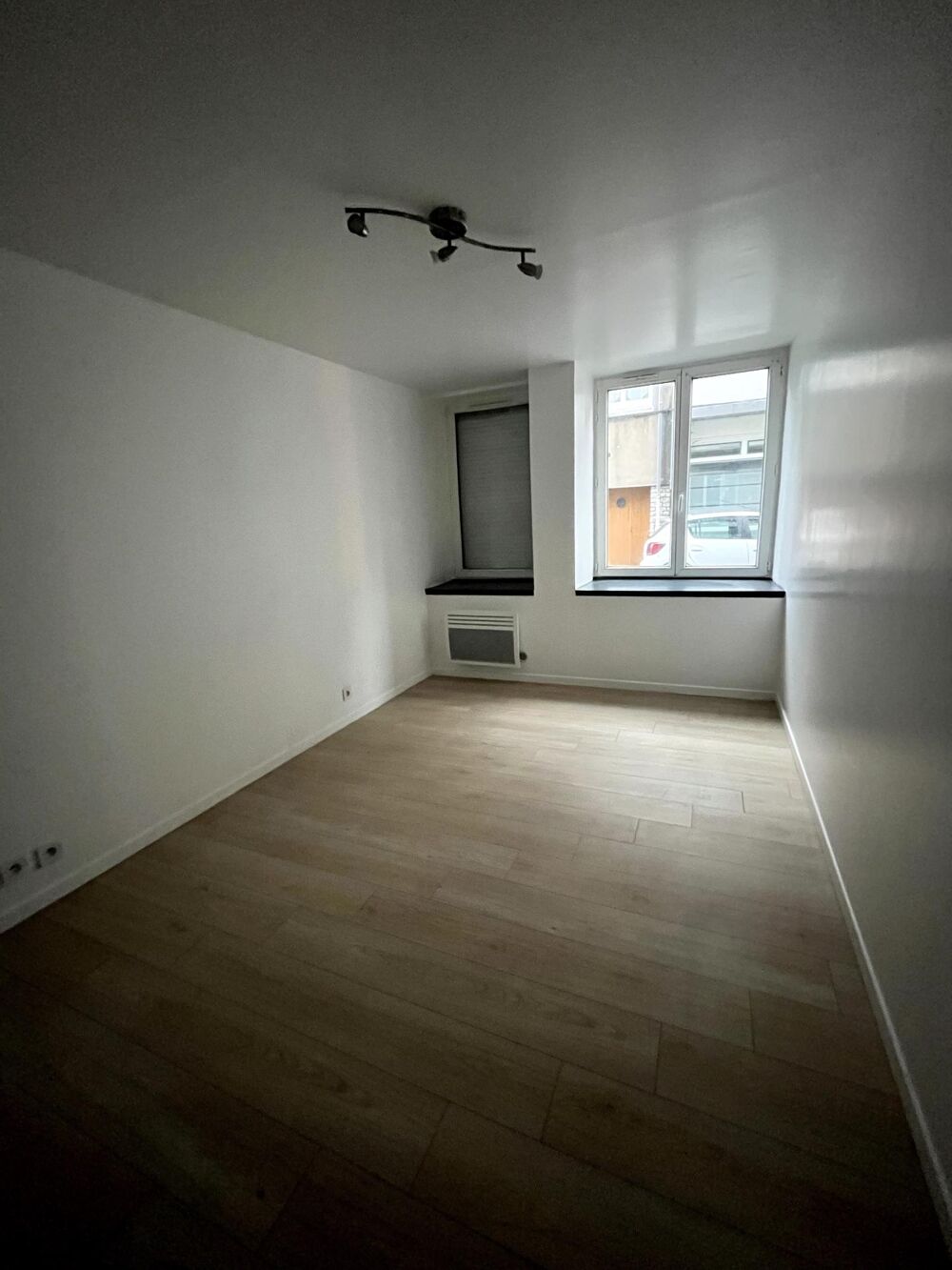 Vente Immeuble Investissez sans attendre : immeuble déjà loué offrant un rendement immédiat et une gestion simplifiée. Boulogne-sur-mer