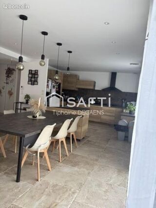 Vente Maison Maison individuelle, 7 chambres, grand jardin, sous sol integrale Tavant