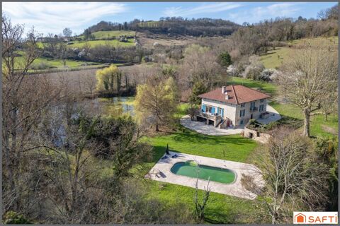   Maison 350m2, 6 chambres, �tang privatif, piscine parc 3ha Maison - 9 pi�ce(s) - 343 m�