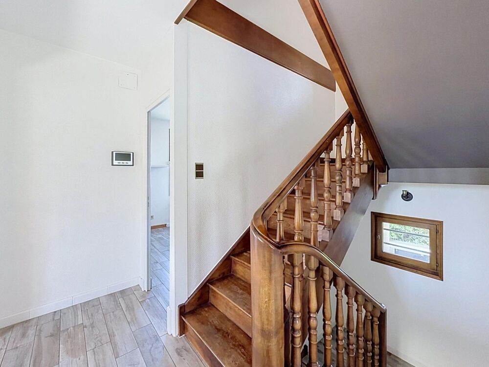 Vente Maison Maison lumineuse avec jardin, terrasse et garage Charnay-les-macon