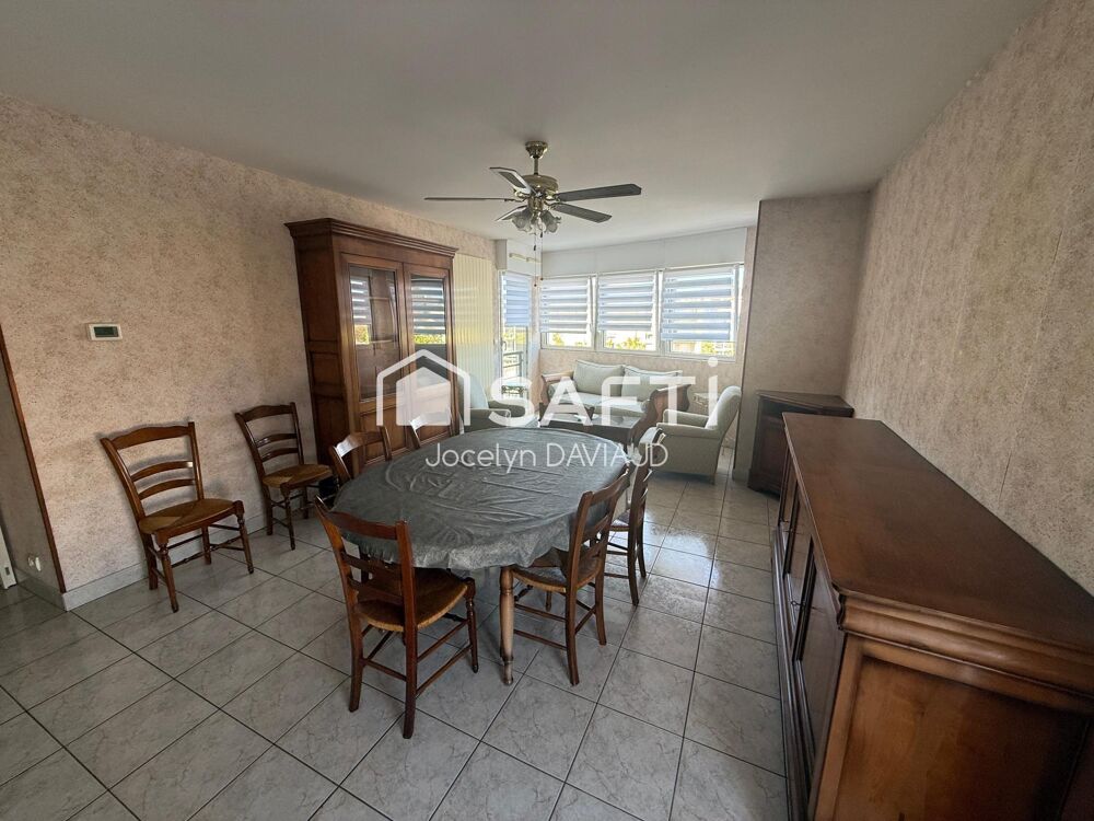 Vente Appartement ST BARTHELEMY D'ANJOU, Centre ville, au 3° et dernier étage, T3 de 78 m2 avec terrasse de 30 m2 Saint-barthelemy-d'anjou