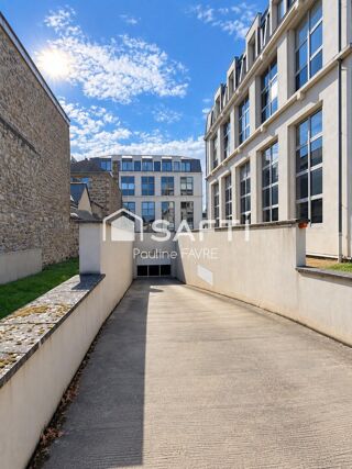  Parking / Garage à vendre 