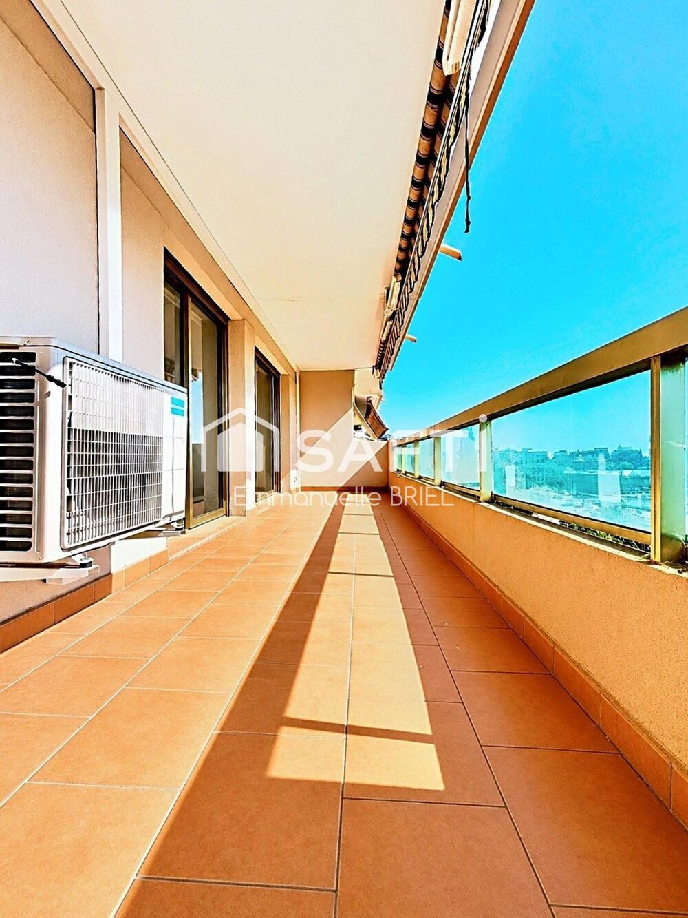 Vente Appartement Centre-ville de Saint-Raphaël – Élégance, lumière et douceur de vivre à deux pas de la mer ! Saint-raphael