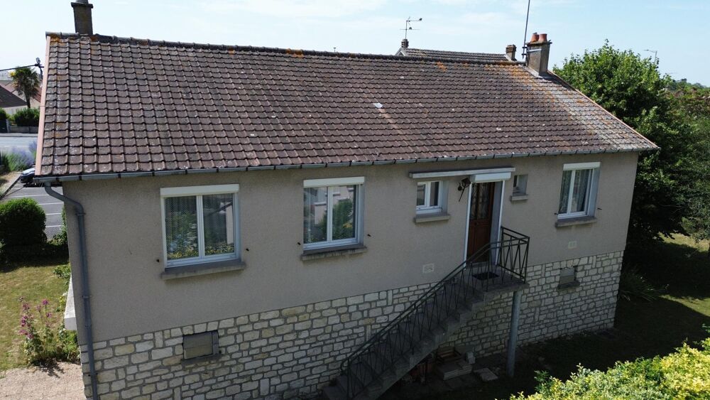 Vente Maison Maison sur sous-sol complet, 4 chambres possibles et jardin sans vis-à-vis Issoudun