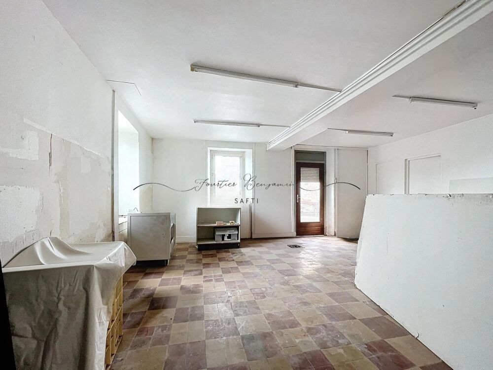 Vente Maison GOUAIX – MAISON FAMILIALE AVEC ANCIEN LOCAL COMMERCIAL – 132 M² Gouaix