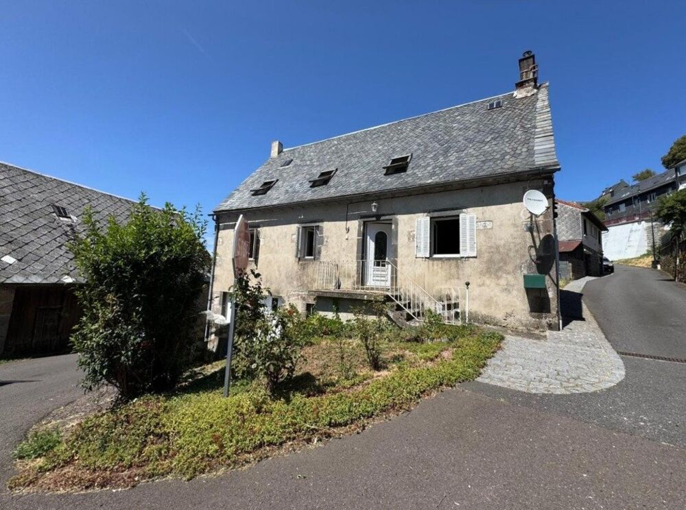 ANCIENNE FERME DE CARACTÈRE - LAQUEUILLE
