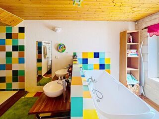  Maison  vendre 5 pices 210 m