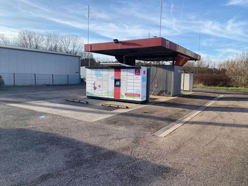 Vente Parking/Garage tres proche de tout commerces et sur un axe tres passant Mirecourt