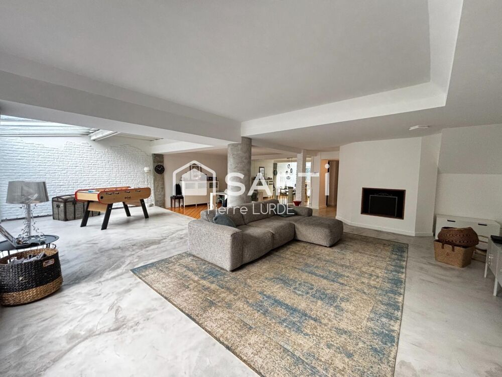 Vente Maison Maison de ville de 230 m2 avec garage et piscine Montauban