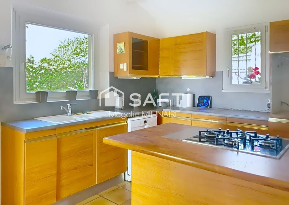 � vendre  Maison Agay (83530)