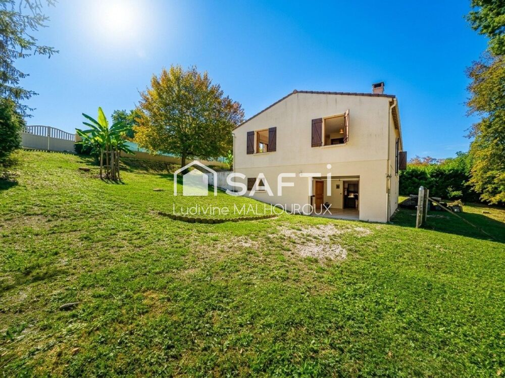 MAISON 91 M²  3 CHAMBRES  SOUS-SOL 90 M²  TERRAIN 1 250 M²  PISCINABLE  ZONE U