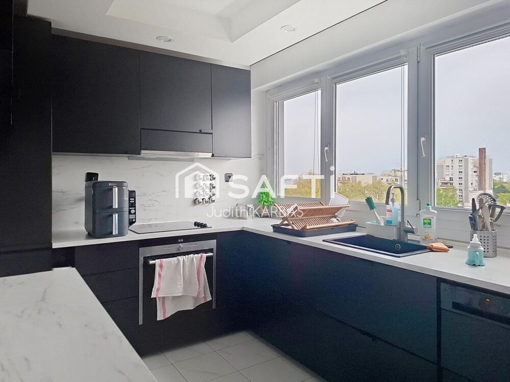 Appartement traversant au pied du métro