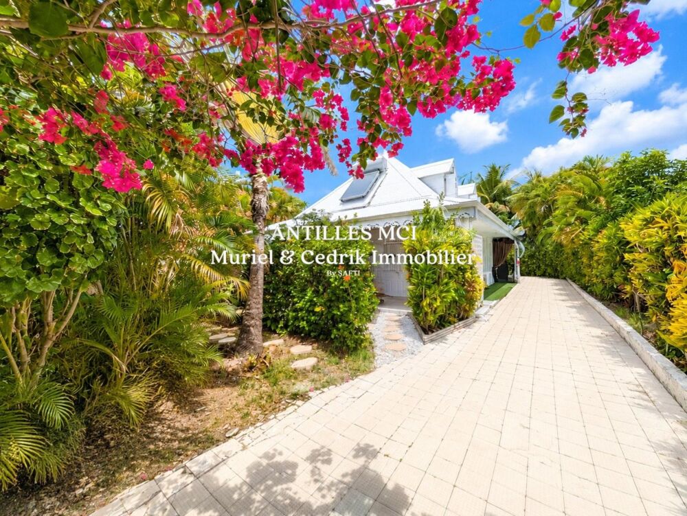 Vente Maison Une maison, plusieurs possibilités à Sainte-Anne Sainte-anne
