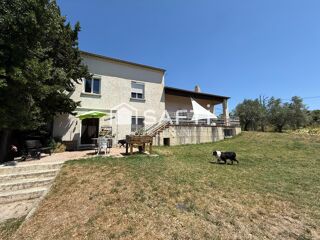  Maison � vendre 7 pi�ces 220 m�