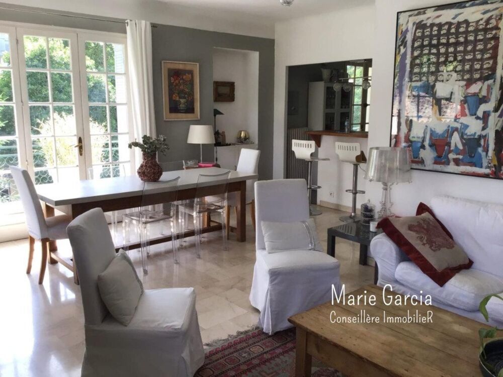 Maison de ville + revenus locatifs, Nîmes