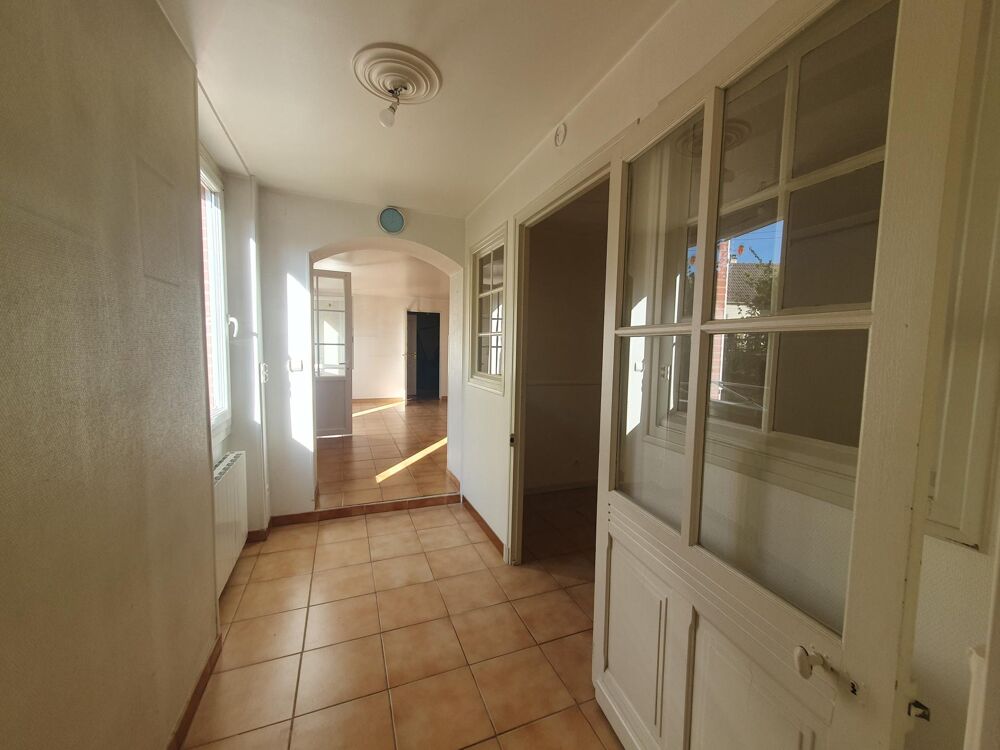 Vente Maison MAISON DE CARACTERE 168M² GRANGE ATTENANTE Chareil-cintrat