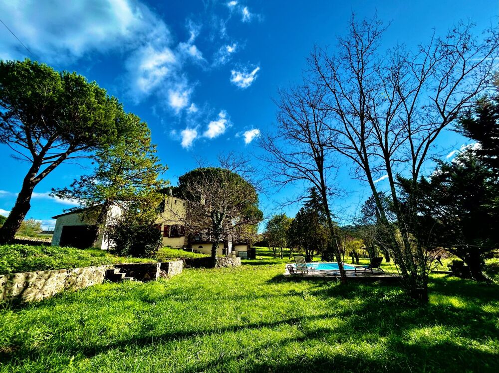 Maison 98 m2 sur terrain 4350 m2, piscine, garage, atelier