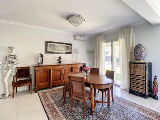  Maison à vendre 8 pièces 228 m²