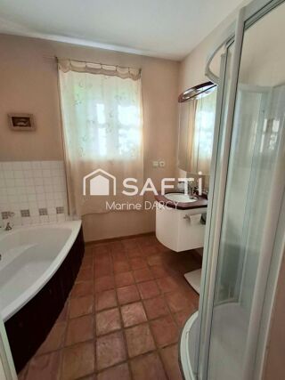  Maison à vendre 6 pièces 179 m²