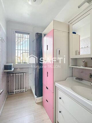  Maison � vendre 4 pi�ces 181 m�